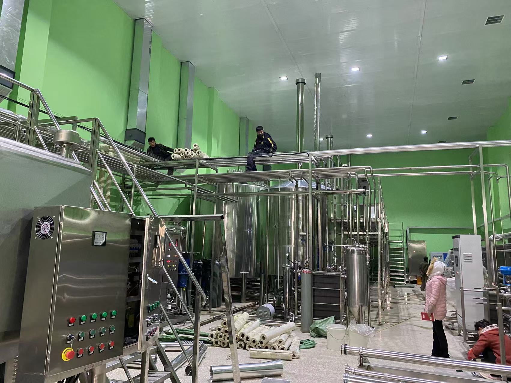 峄城精酿啤酒设备厂—精酿啤酒设备制造：传承工艺与创新科技的交融